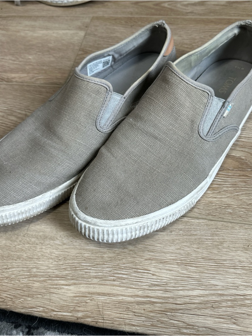 Toms Baja Men's Slip-On Canvas Loafers in Gray and White Mens 11.5